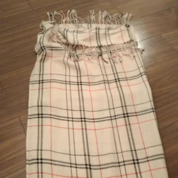 Burberry cotton scarf